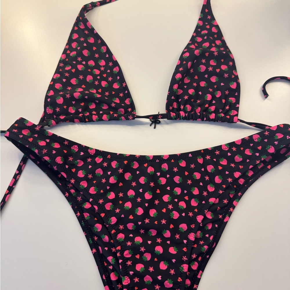 Kulani Kinis Bikini